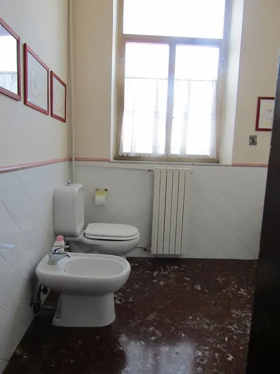 Villa Liberty Catania 0*,